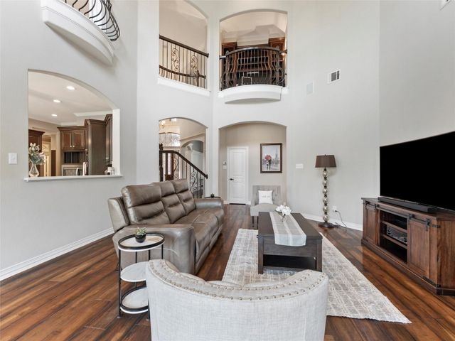 2 Pond View Court, Mansfield, TX 76063