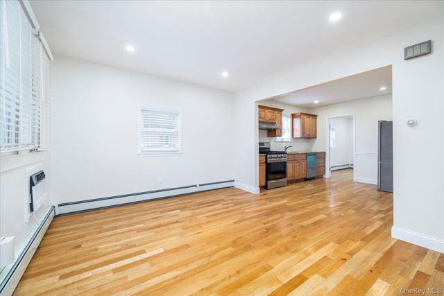 25 Nicholas Avenue, East Rockaway, NY 11518
