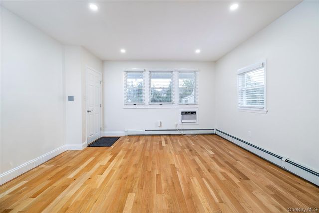 25 Nicholas Avenue, East Rockaway, NY 11518