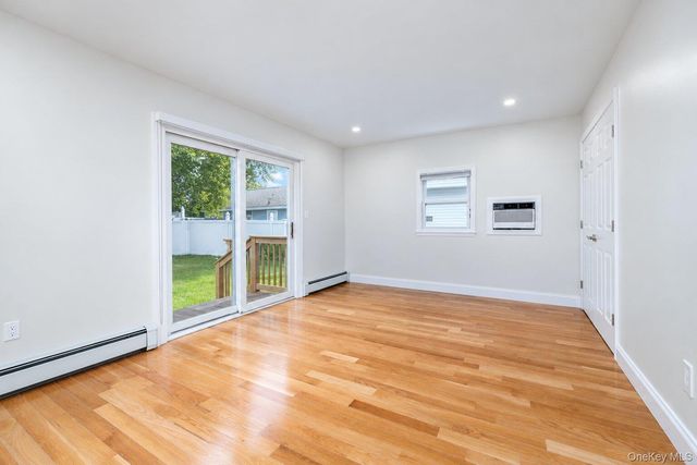 25 Nicholas Avenue, East Rockaway, NY 11518