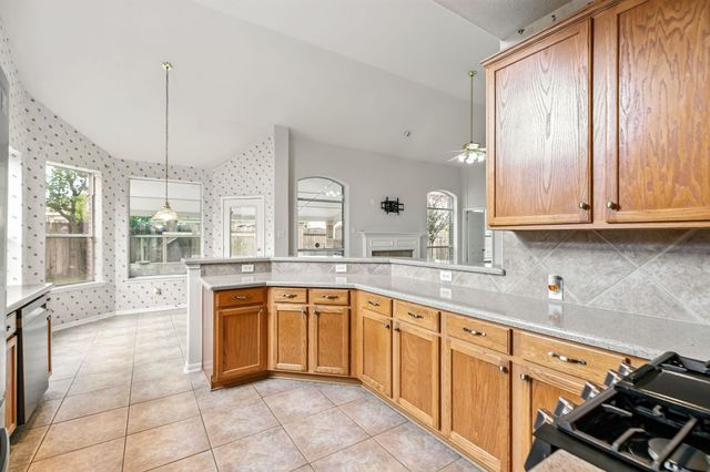 20907 Divellec Lane, Spring, TX 77388