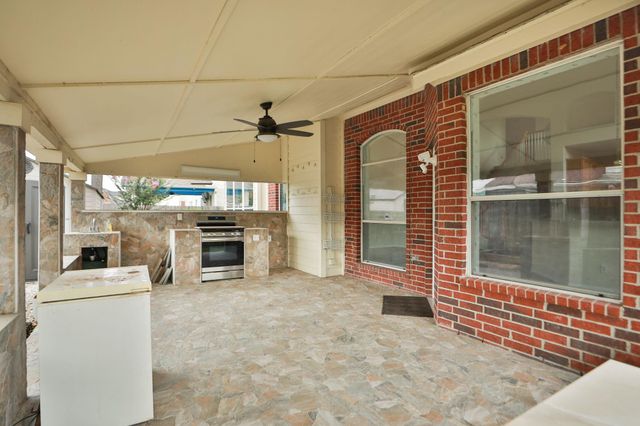 20907 Divellec Lane, Spring, TX 77388