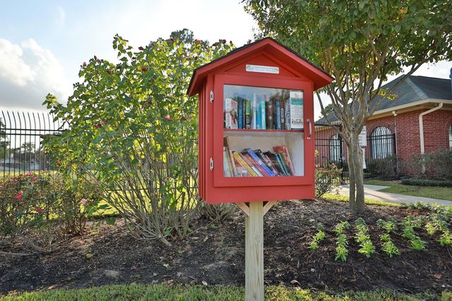 20907 Divellec Lane, Spring, TX 77388