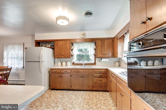 3400 HANOVER PIKE, Manchester, MD 21102