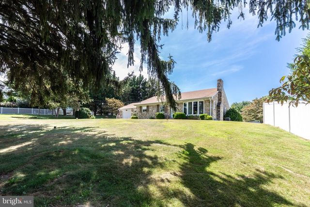 3400 HANOVER PIKE, Manchester, MD 21102