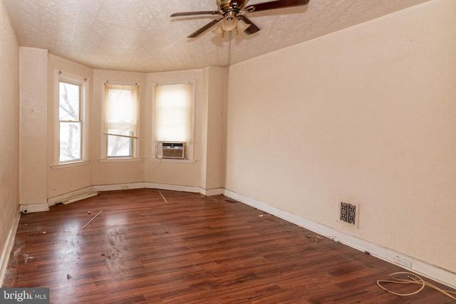 2821 ERDMAN AVE, Baltimore, MD 21213