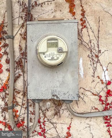 2821 ERDMAN AVE, Baltimore, MD 21213