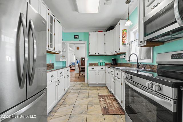 1220 33rd Avenue, Gulfport, MS 39501