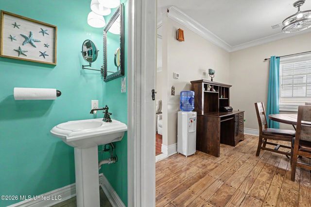 1220 33rd Avenue, Gulfport, MS 39501