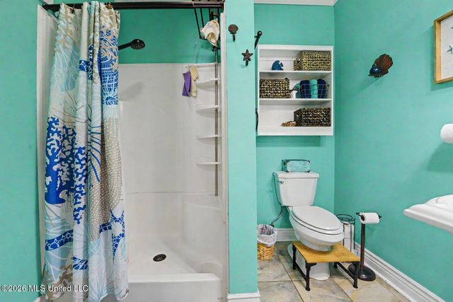 1220 33rd Avenue, Gulfport, MS 39501