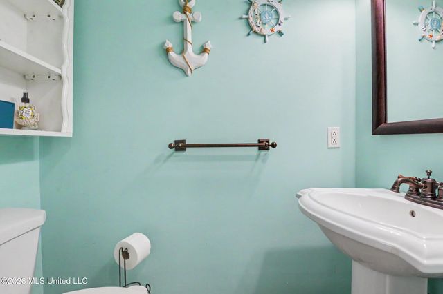 1220 33rd Avenue, Gulfport, MS 39501