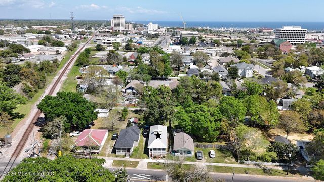 1220 33rd Avenue, Gulfport, MS 39501