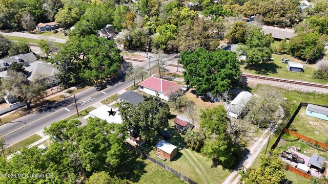 1220 33rd Avenue, Gulfport, MS 39501