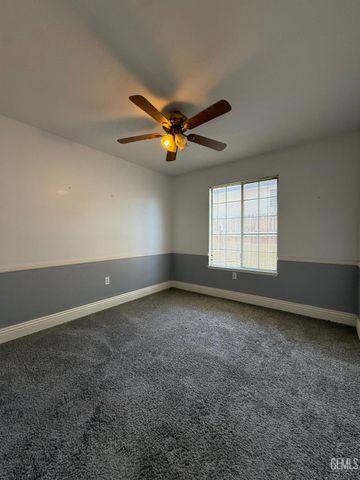 6909 Rolling Ridge Drive, Bakersfield, CA 93306
