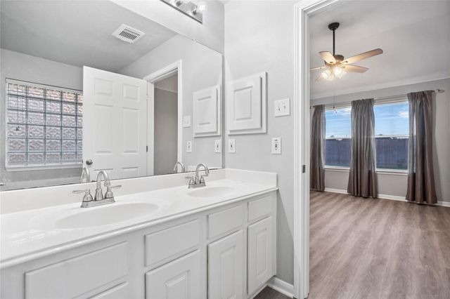 2210 Melanie Park Drive, Spring, TX 77388