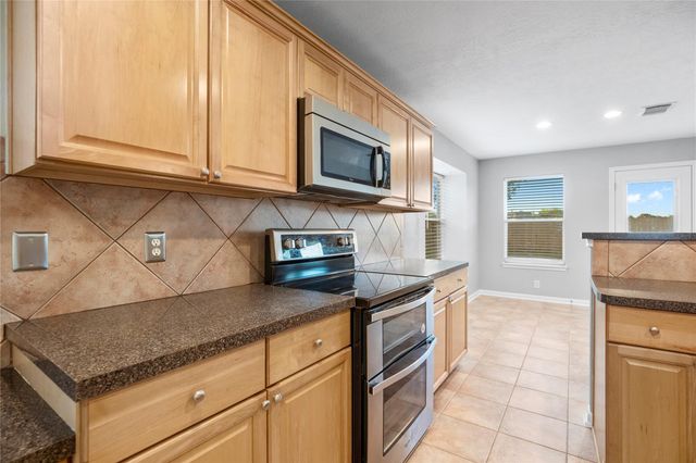 2210 Melanie Park Drive, Spring, TX 77388