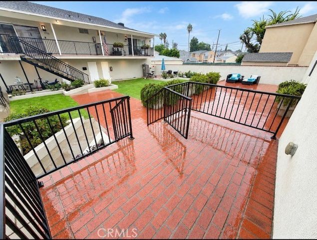 1715 N Glenoaks Boulevard, Burbank, CA 91504