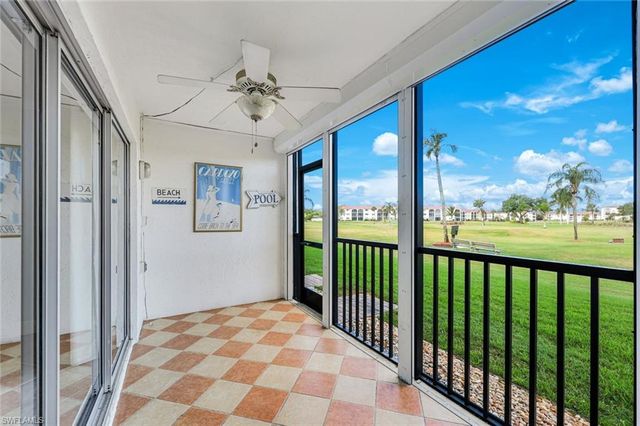 29 High Point CIR E 107, Naples, FL 34103