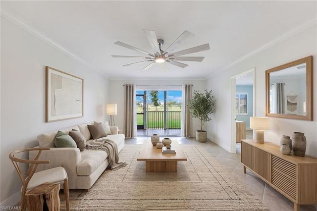 29 High Point CIR E 107, Naples, FL 34103