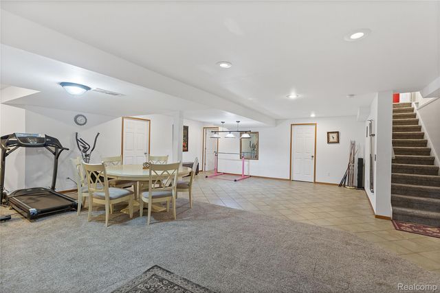 680 S Bartlett Road, St. Clair, MI 48079