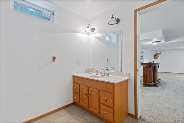 680 S Bartlett Road, St. Clair, MI 48079