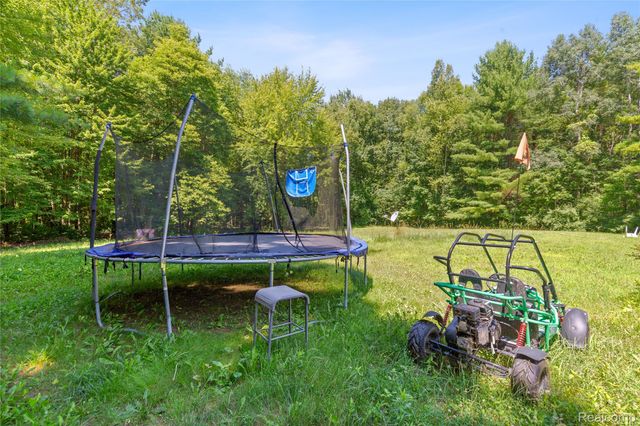 680 S Bartlett Road, St. Clair, MI 48079