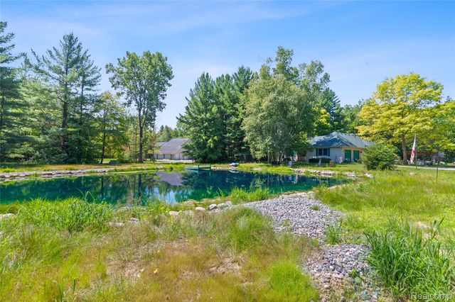 680 S Bartlett Road, St. Clair, MI 48079