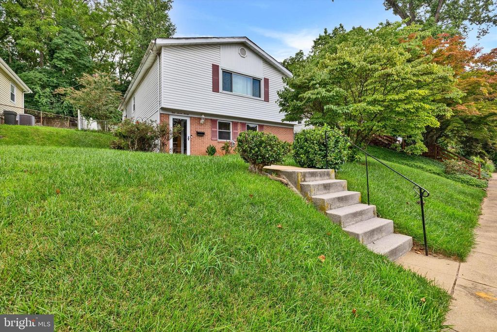 5720 ROCKSPRING RD, Baltimore, MD 21209