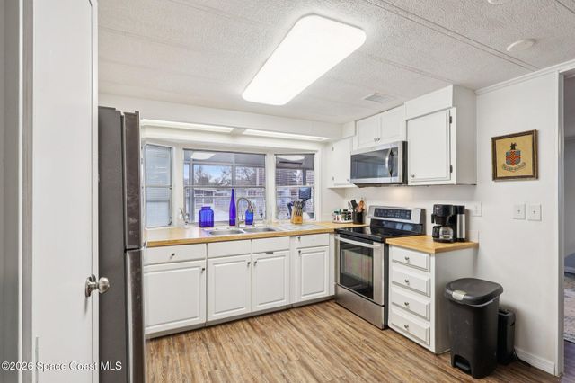 2539 Chatham Way NE, Palm Bay, FL 32905