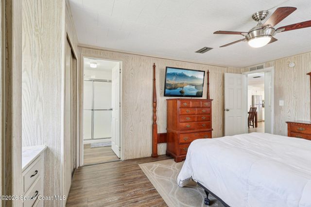 2539 Chatham Way NE, Palm Bay, FL 32905