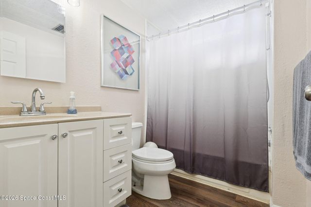 2539 Chatham Way NE, Palm Bay, FL 32905