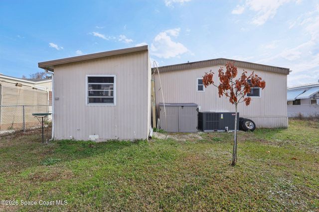 2539 Chatham Way NE, Palm Bay, FL 32905