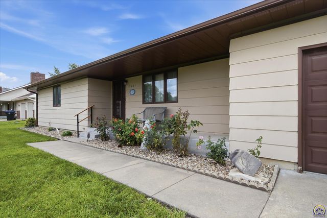 3601 SE 28th TER, Topeka, KS 66605
