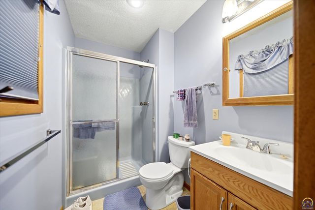 3601 SE 28th TER, Topeka, KS 66605