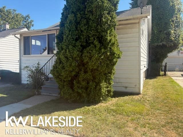 7576 Ford Avenue, Warren, MI 48091