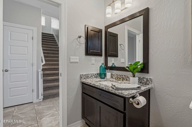 12813 Star Gaze Avenue, El Paso, TX 79928