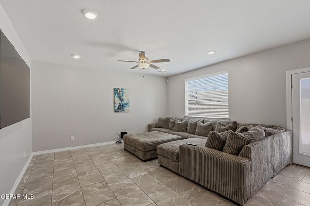 12813 Star Gaze Avenue, El Paso, TX 79928