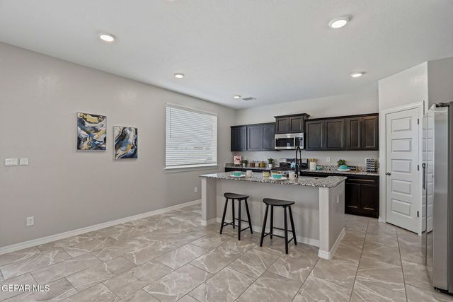 12813 Star Gaze Avenue, El Paso, TX 79928