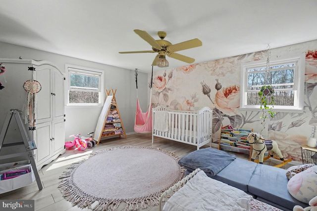 8 SPRING HILL LN, North East, MD 21901