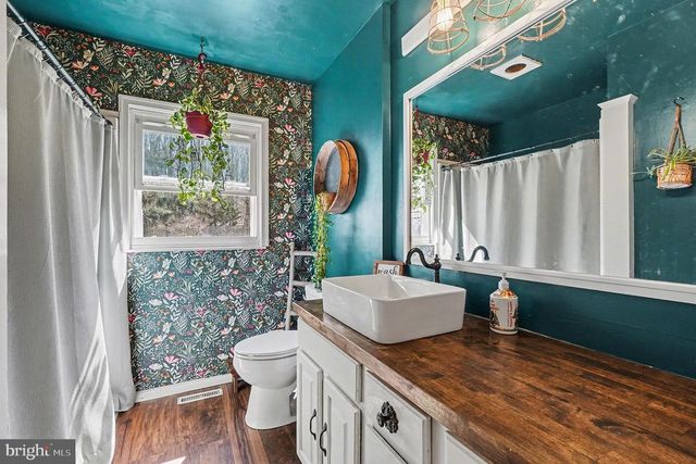 8 SPRING HILL LN, North East, MD 21901