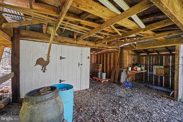 8 SPRING HILL LN, North East, MD 21901