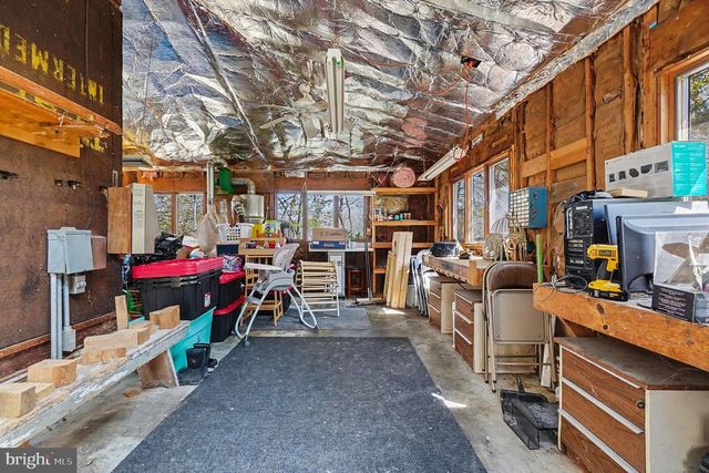 8 SPRING HILL LN, North East, MD 21901