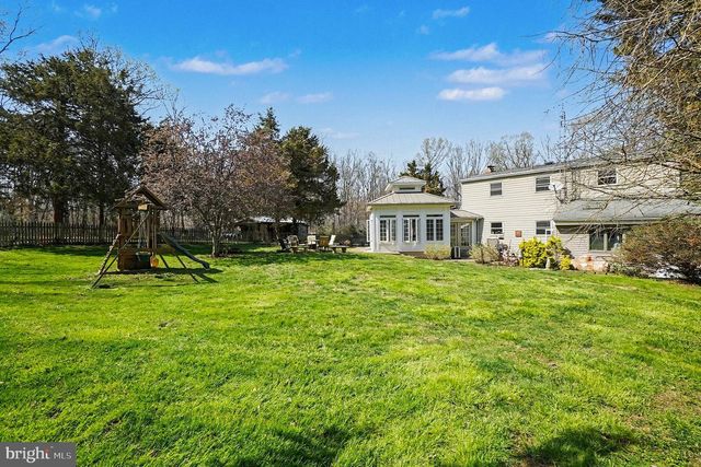 8 SPRING HILL LN, North East, MD 21901