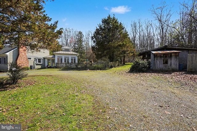 8 SPRING HILL LN, North East, MD 21901