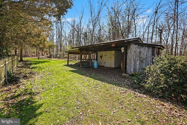 8 SPRING HILL LN, North East, MD 21901
