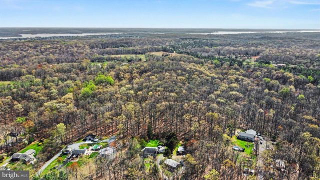 8 SPRING HILL LN, North East, MD 21901