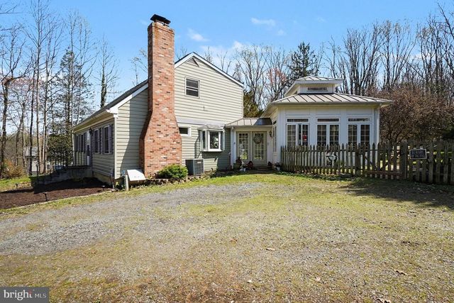 8 SPRING HILL LN, North East, MD 21901