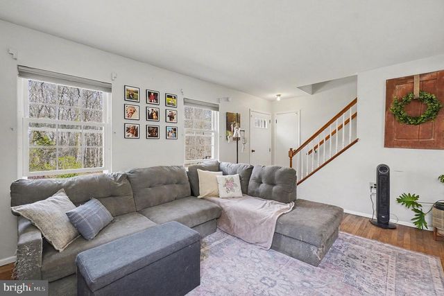 8 SPRING HILL LN, North East, MD 21901