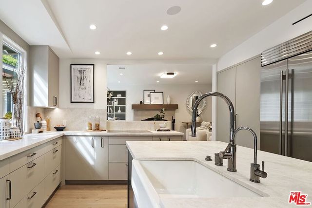 1305 Duende Lane, Pacific Palisades, CA 90272