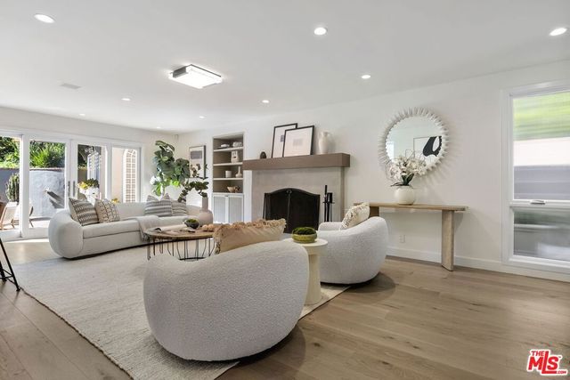 1305 Duende Lane, Pacific Palisades, CA 90272